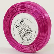 Satenová stuha v cyklamenovej farbe s šírkou 10 mm a dĺžkou 15 m.