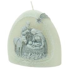 Vianočná sviečka s motívom svätej rodiny.