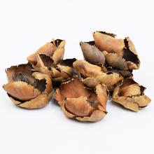 Sušené palmové šálky v balení po 10 kusoch.