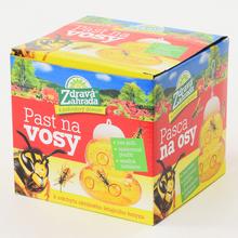 Pasca na osy záves od Zdravej záhrady.