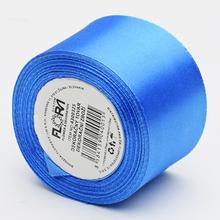 Modrá saténová stuha 38mm široká a 10m dlhá.