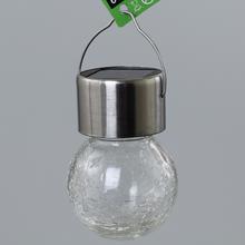 Solárna LED žiarovka s dekoratívnym skleneným telom.