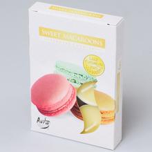 Sviečky voňavé makrónky v balení.