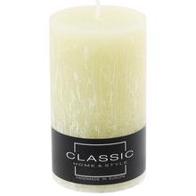 Kremová rustikálna sviečka s textúrou.