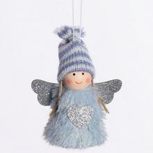 Záves anjel v svetlomodrej farbe s čiapkou