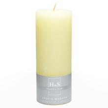 Aromatická sviečka RUSTIC MODERN vo farbe krémovej.