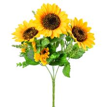 Kytica slnečníc s tromi kvetmi