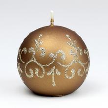 Hnedá vianočná sviečka s ornamentom