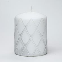 Vianočná sviečka DIAMENT RETRO v striebornej farbe.