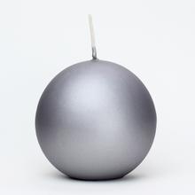 Sivá guľatá sviečka MAT.METAL G.80