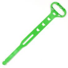 Zelený upínací pás na hadicu