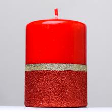Červená vianočná sviečka s pásikom