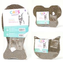 Škrabadlo pre mačky s rôznymi tvarmi a textúrami.