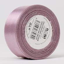 Saténová stužka v staroružovej farbe, šírka 25 mm, dĺžka 15 m.