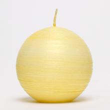 Guľa sviečka v ecru farbe