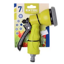 Záhradný postrekovač s 7 funkciami a pogumovanou rukoväťou.