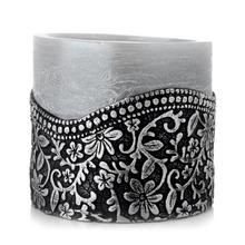 Okružná sviečka AGRA v grafitovej farbe.