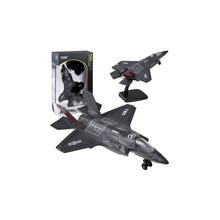 Kovová stíhačka s detailným dizajnom, 21,5 cm.