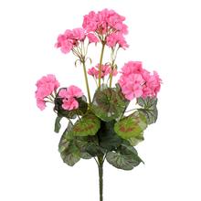 Umelá kytica muškátu ružového s listami.