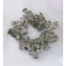 Vianočný veniec z borovice s osneženým vzhľadom, priemer 45 cm.