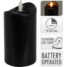 Čierna LED sviečka s rozmermi 70x125mm.