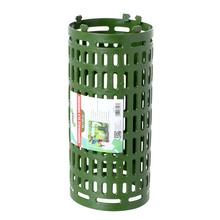 Chránič stromu s rozmermi 38 x 25 cm.