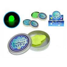 Svietiaci sliz v plechovke
