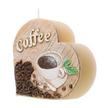 Srdcová sviečka s kávovým motívom.