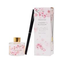 Difuzér Cherry Blossom 100ml s kvetinovým dizajnom.