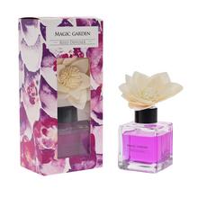 Difuzér Magická Záhrada s kvetinovým uzáverom.