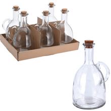 Sklenená fľaša na olej alebo ocot s korkovým uzáverom.