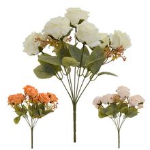 Kytica umelých ruží v mixe farieb.