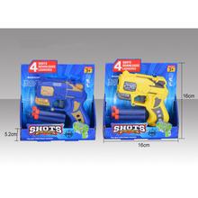 Pištoľ na mäkké náboje s 4 nábojmi.