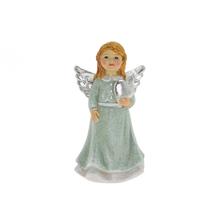 Dekoračný anjel so srdcom v striebornom prevedení.