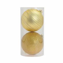 Sada zlatých plastových vianočných gúľ s matným a glitrovým povrchom.