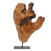 Drevená dekorácia v prírodnom štýle.