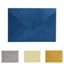 Obálky v mixe farieb 16x11 cm, balenie po 10 kusoch.