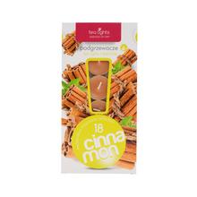 Sviečky s vôňou škorice a jabĺk, balenie 18 kusov.