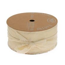 Krémová lesklá stuha 5cmx10m.