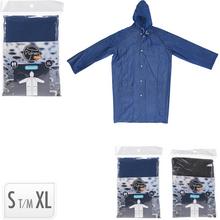 Ochranná pláštenka v modrej farbe s kapucňou.