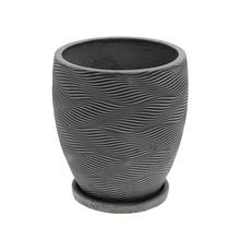 Kvetináč Kiki Antik šedá s vlnkovým vzorom.
