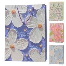 Darčeková taška s kvetinovým vzorom