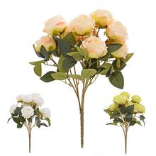 Kytica umelých ruží v mixe farieb.