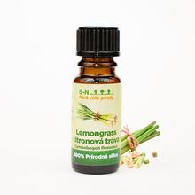 Fľaša s esenciálnym olejom z citrónovej trávy.