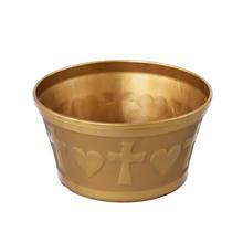 Zlatá misa v tvare srdca s krížmi.