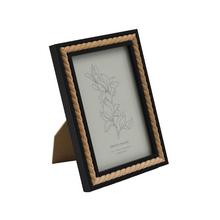 Čierny fotorámik s korálkami