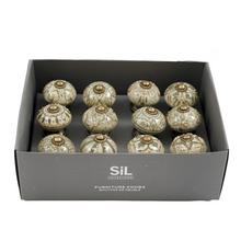 Úchytka na nábytok v rustikálnom štýle, zelená farba.