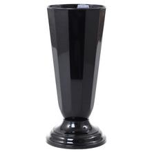 Čierna váza Švéd.13 s rozmermi 14x30 cm.