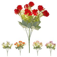 Kytica umelých ruží v mixe farieb.