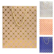 Darčeková taška M s rôznymi vzormi.